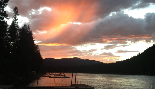 Pend Oreille river cabin +