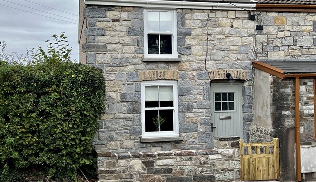 Penderyn Cottage, Waterfall Country,Brecon Beacons