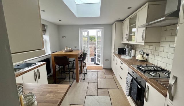 Penderyn Cottage, Waterfall Country, Brecon Beacons