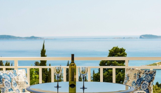 PENDO 2 apartment with sea view, near beaches and Dubrovnik