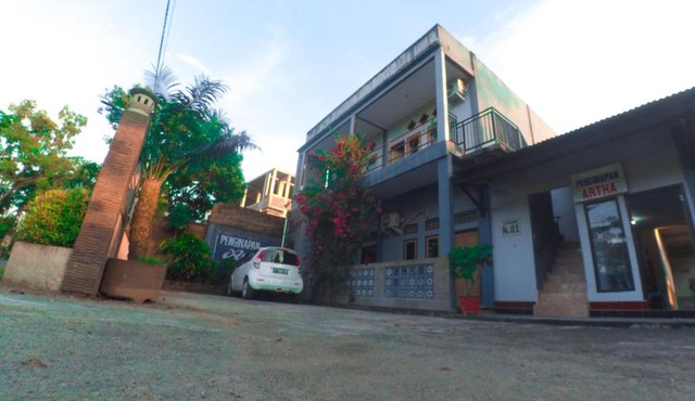 Penginapan Artha