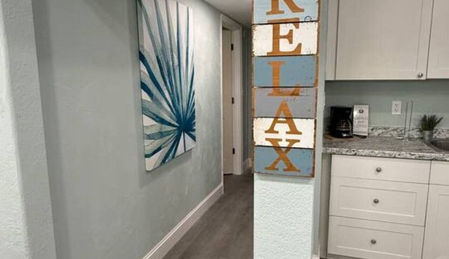 Penguins on the Beach | 2BR Steps to Beach & Downtown w/pool | Unit A