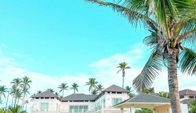 Peninsula Esmeralda Luxury Hotel & Villas