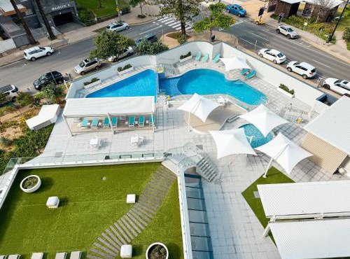 Peninsula Resort - Apartments by Gold Coast Holidays