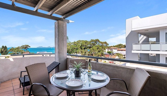 Peninsula Waters - close to the beach and Soldiers Point Marina