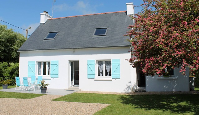 Penmarch. House 3 *. Calm. Close to La Torche and Pors Carn (bikes, wifi.)