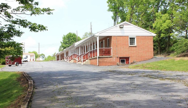 Penn Amish Motel