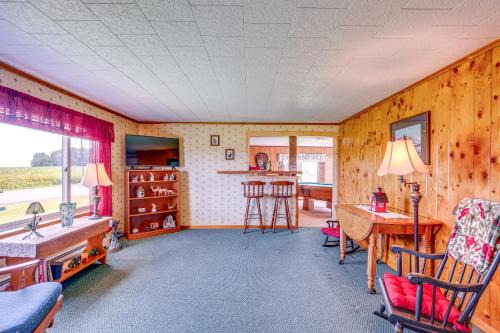 Penn Yan Vacation Rental Near Seneca and Keuka Lakes