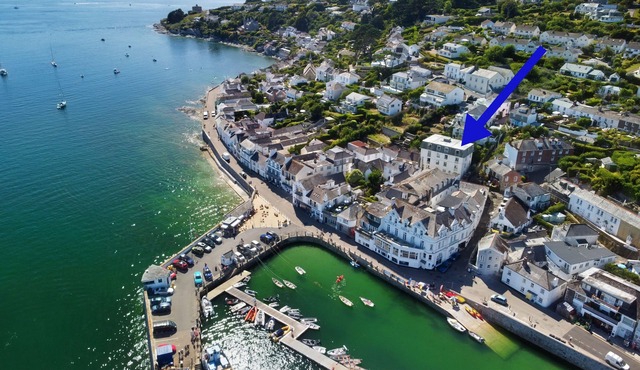 Pennant - an apartment that sleeps 4 guests in 2 bedrooms