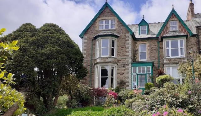 Penrose Bed & Breakfast