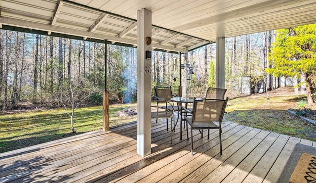 Penrose Home w/Covered Deck + Fire Pit!