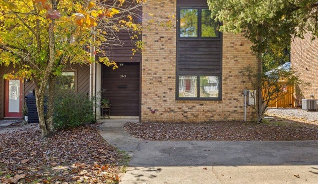 Pensacola Townhome near beach and downtown area.