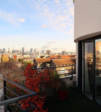 Penthouse 100m2 with terrace & 360 view of La Défense