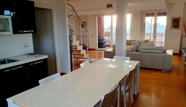 Penthouse 2 levels with panoramic view from 2 terraces. Very close to Malpensa.
