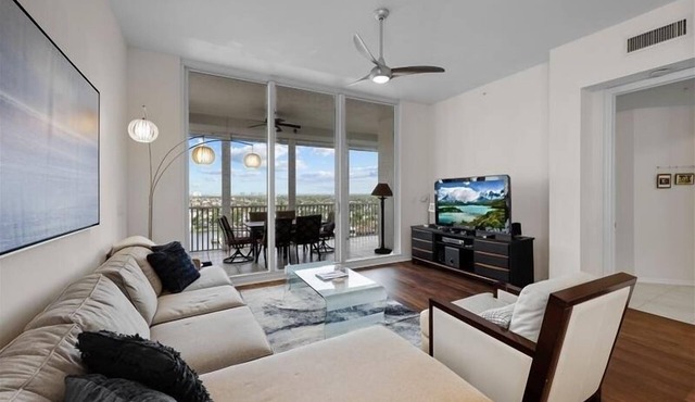 Penthouse 3 bedroom condo at Regatta - REG 2-PH01