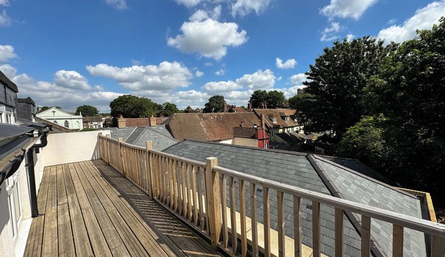 Penthouse | 360 Views | High Spec | Central | WIFI