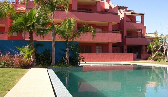 Penthouse apartment, chill out roof terrace, balcony, communal pool