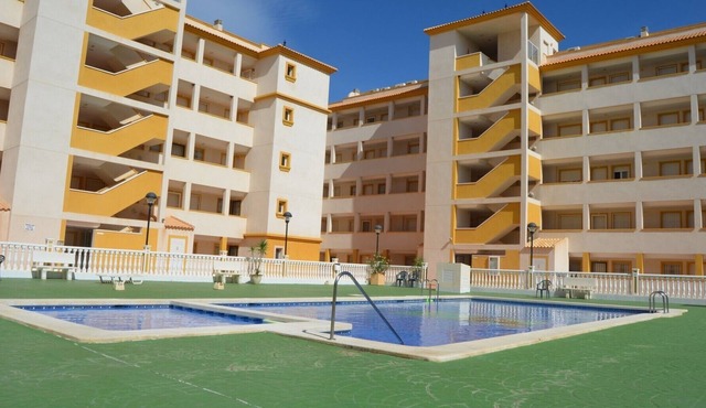 Penthouse apartment with sea view roof terrace, balcony, communal pool