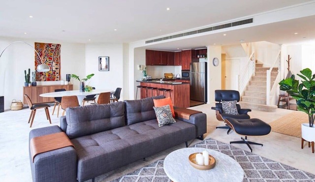 Penthouse Apartment in Melb CBD Perfect Location