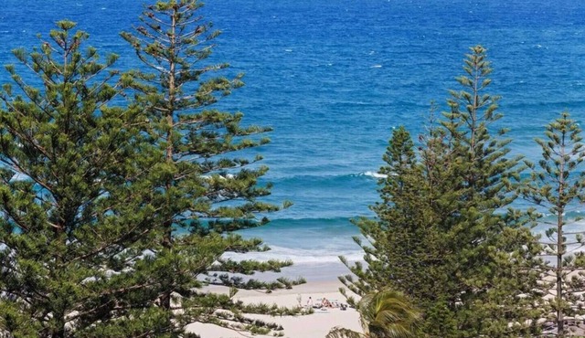 PENTHOUSE BURLEIGH HEADS