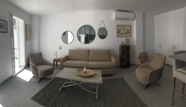 Penthouse, contemporary, new, parking, elevator, 2 bedrooms +1 sofa bed