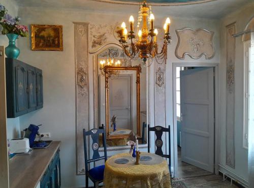 Penthouse en bleu royal