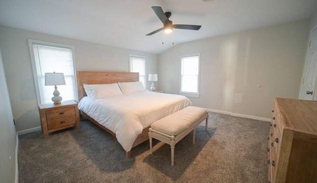 Penthouse | Historic Oneida Lakefront Condo 5