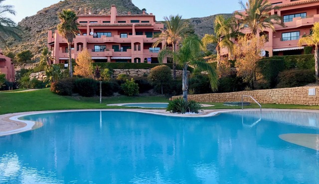 PENTHOUSE IN SIERRA CORTINA R024