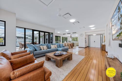 Penthouse living at the Port of Airlie