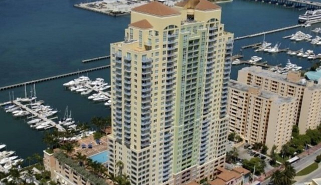 Penthouse: Miami Beach Luxury Ocean View Penthouse Condo