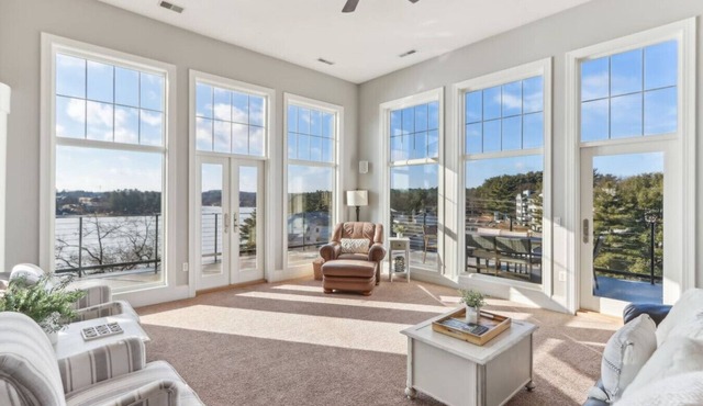 Penthouse Paradise at Delton Grand