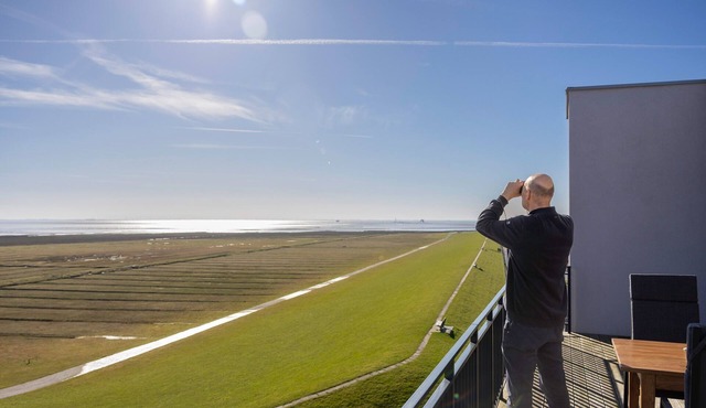 Penthouse 'Smilla' with Sea View and Wi-Fi in Pellworm