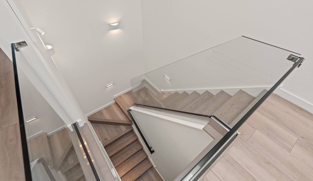 Penthouse Suite in charming Philadelphia with a Balcony