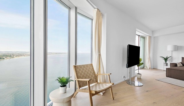 Penthouse suite on 35th floor