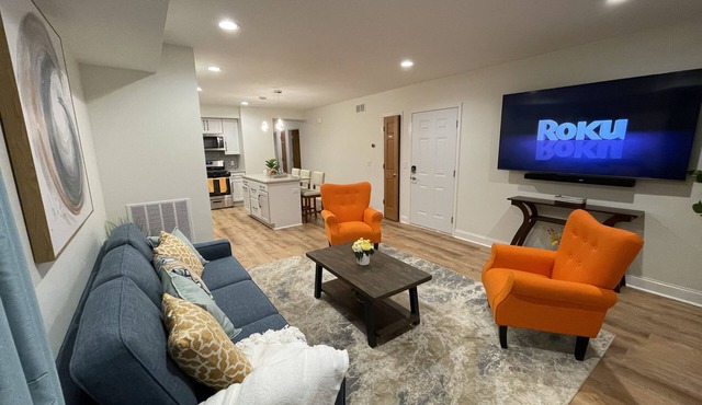 Penthouse Suite—Steps from Mayo Clinic Hospital