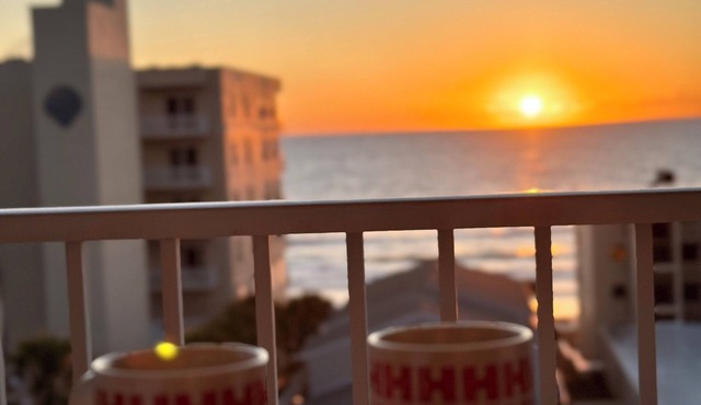 Penthouse Condo with Ocean & Intercoastal view in beautiful Daytona Beach Shores