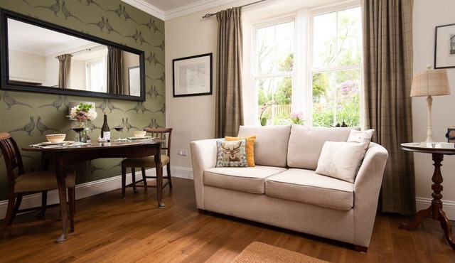 Pentland Cottage - sleeps 2 guests in 1 bedroom