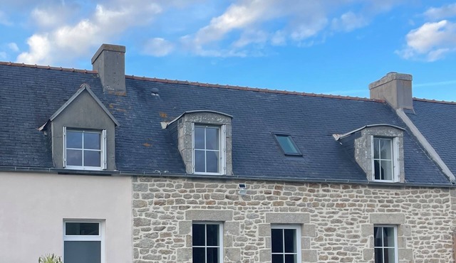 Penty bigouden. Bike path access. Close to Kerity port and beaches