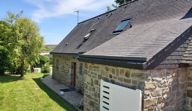 PENTY en PIERRES, 6-8 People, Kerloc'h Beach (Private heated swimming pool)