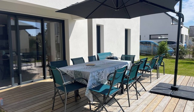 Penvins, House sleeps 6 5 min walk from the beach