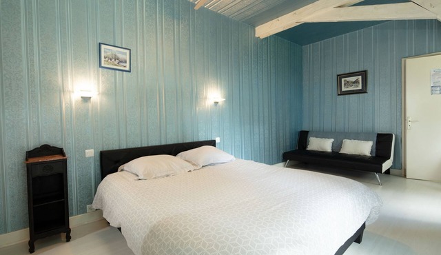 Peony room on the ground floor