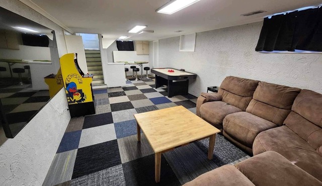 Peoria Bradley Cozy Vacation Large Group Home w/Kitchen View