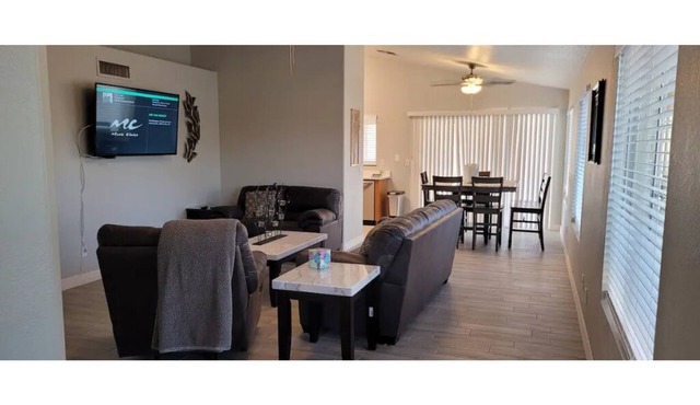 Peoria Corner Lot Gem with 2 Car Garage