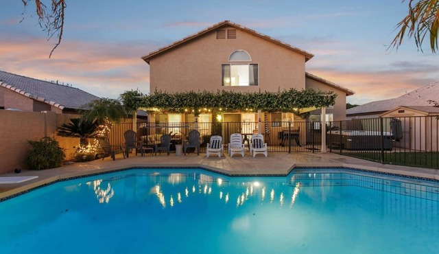 Peoria Home with Heated Pool + Hot Tub