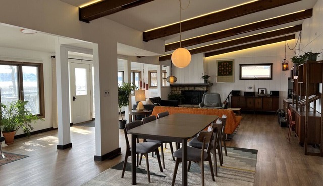 Pepin’s Premier Waterfront Stay — The Dockside