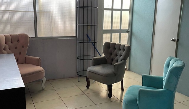 Pequeña Casa, Cerca de Carretera México Querétaro