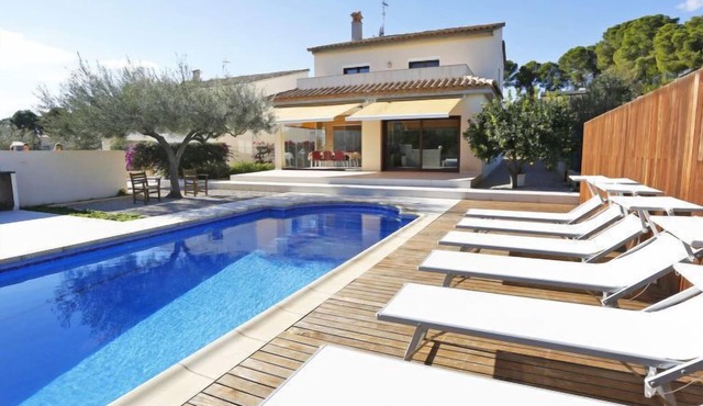 Perales by Interhome