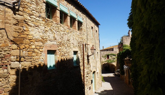 Peratallada country house