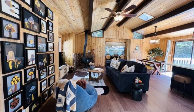 Perch - Ellie's Secret Gnome Cabin