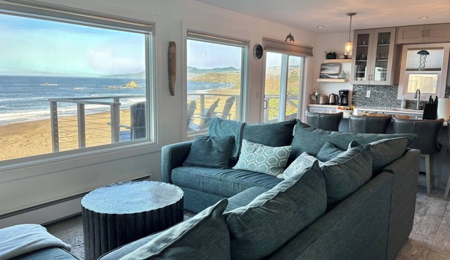 Perched above the Pacific Coast